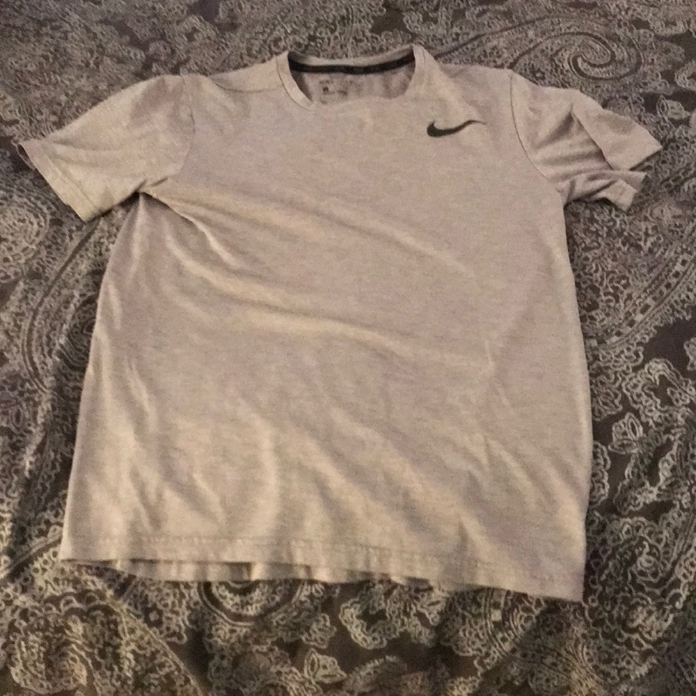 Nike dri fit small grey